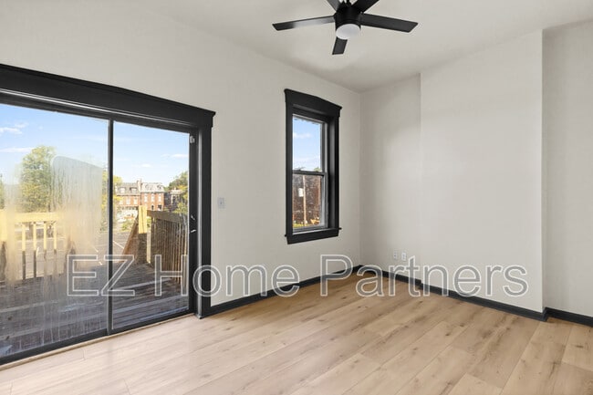 Building Photo - 2317 Indiana Ave