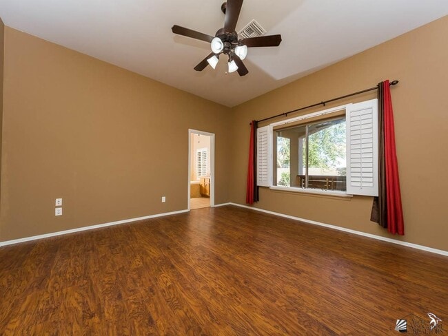 Building Photo - 10392 E 39th Pl