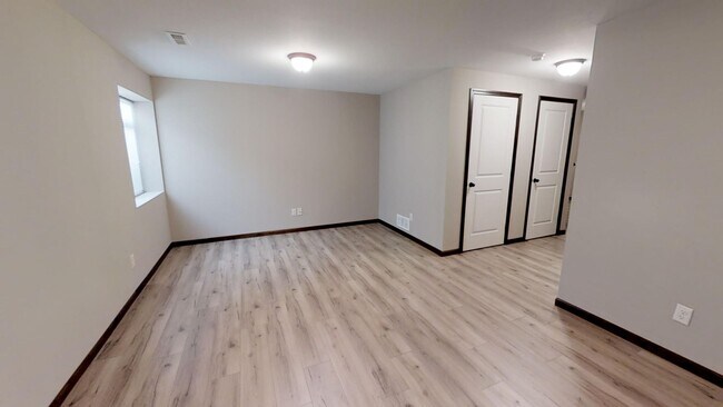 Building Photo - 8726 E Harry St