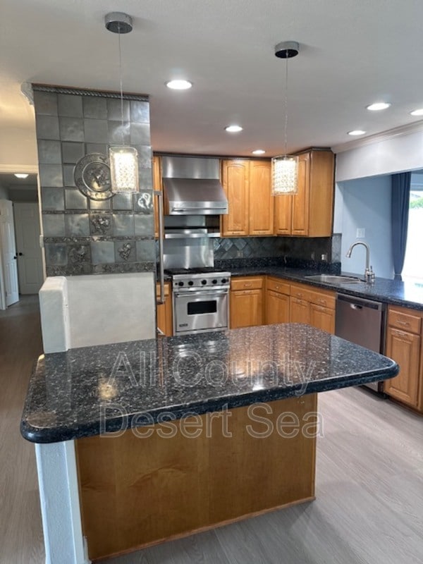 Building Photo - 17911 Caledonia Cir