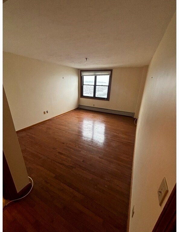 Building Photo - 1 A St