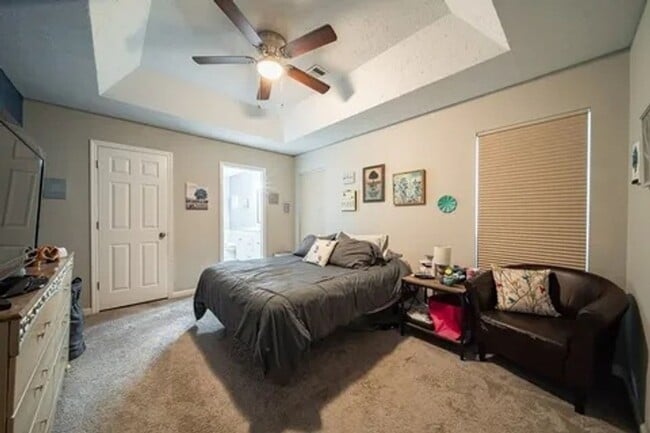 Building Photo - Charming 3BR House in Columbus