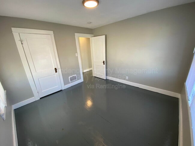 Building Photo - 234 Santa Clara Ave