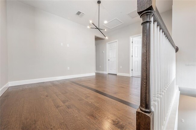 Building Photo - 7212 Paradiso Dr