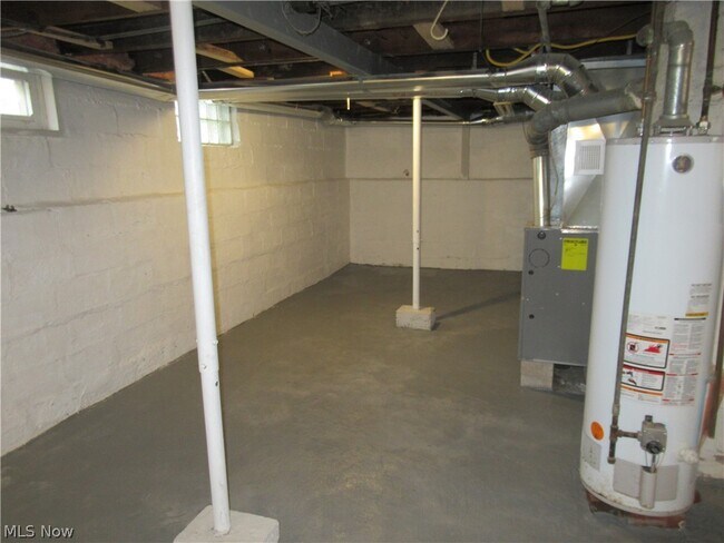 Building Photo - 5112 Haverford Dr