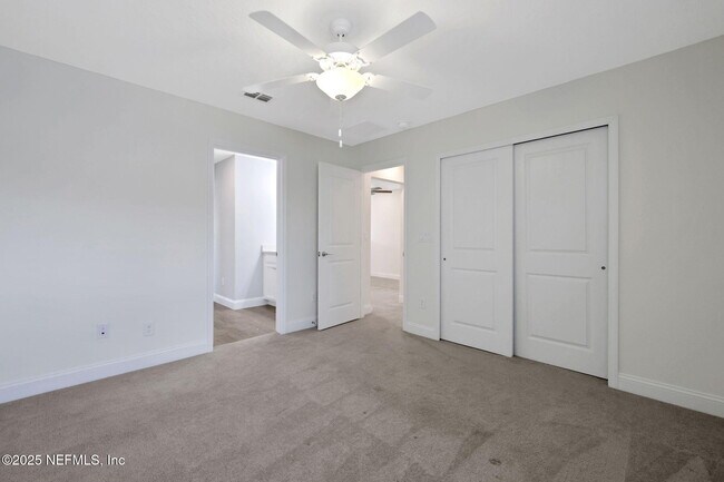 Building Photo - 174 Killarney Ave
