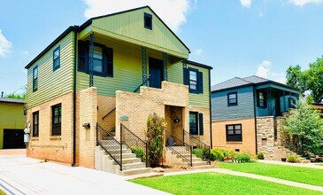 Building Photo - MOVE-IN SPECIAL: Beautifully Updated 1BD 1...