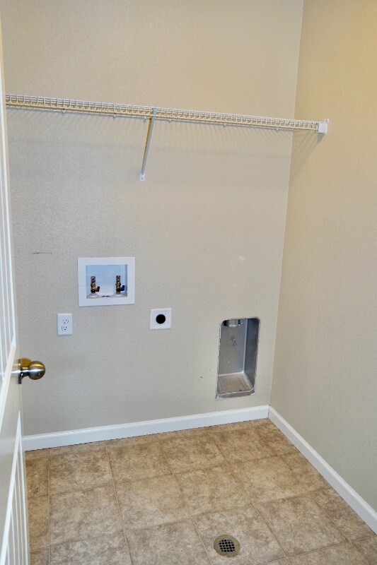 Building Photo - 5609 Shamrock Heights