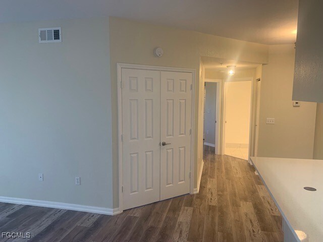 Building Photo - 6321 Aragon Way