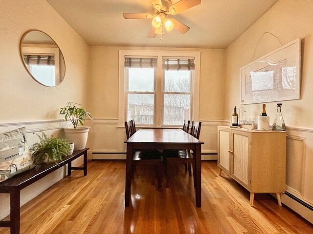 Building Photo - 716 E 6th St