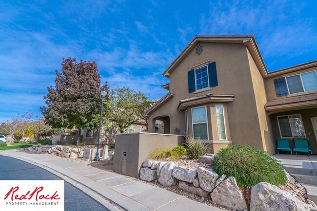 Building Photo - 3 Bedroom Furnished Home in Hidden Valley ...
