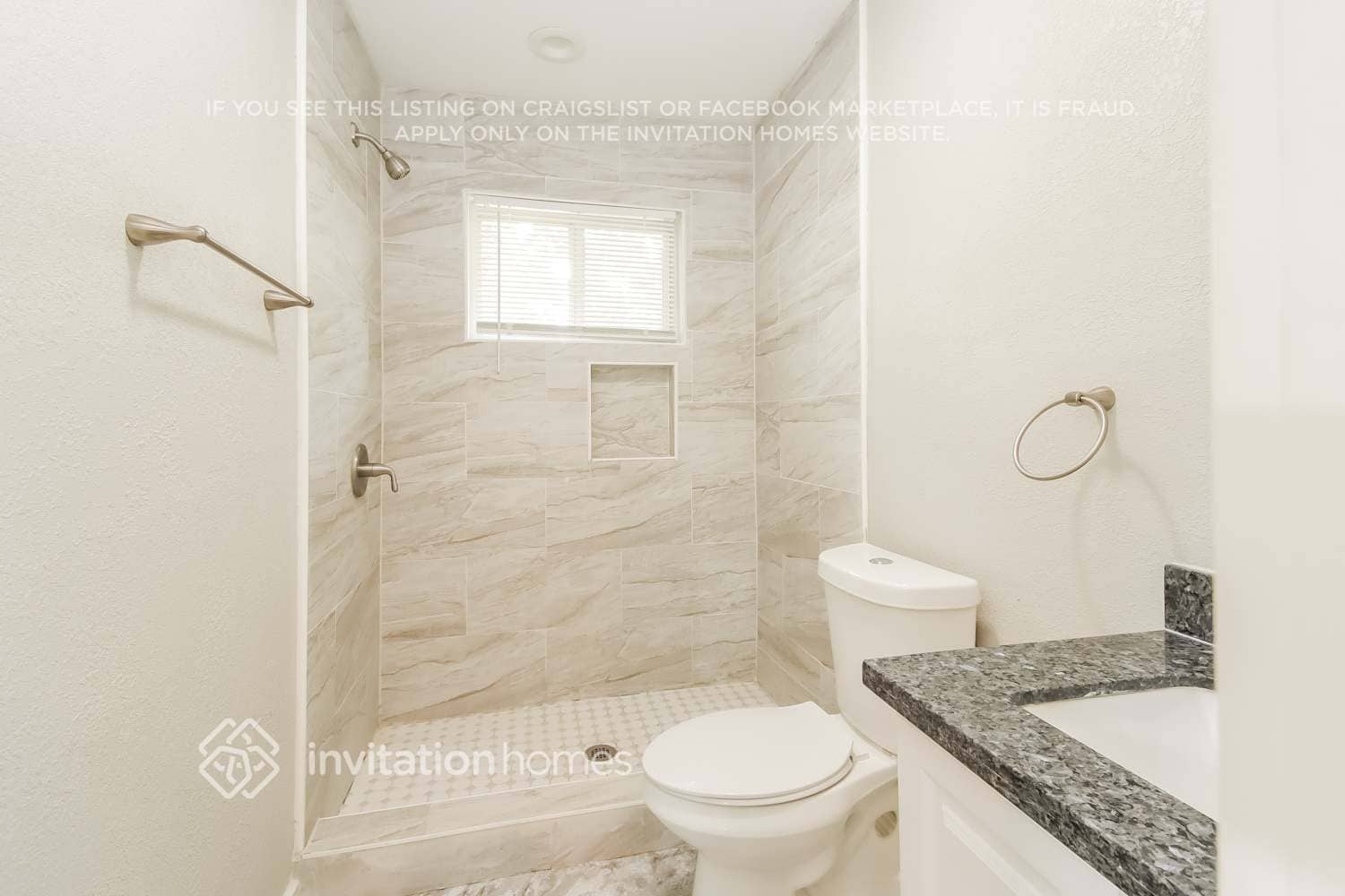 Building Photo - 1820 Eagle Dr