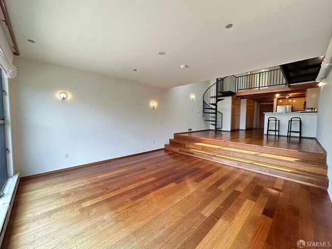Building Photo - 2080 3rd St
