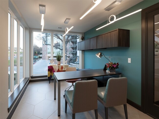 Building Photo - 1800 S I-35 Frontage Rd