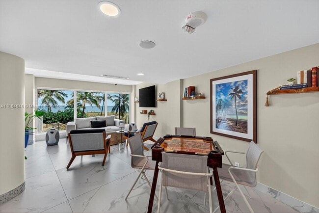 Building Photo - 710 N Ocean Blvd