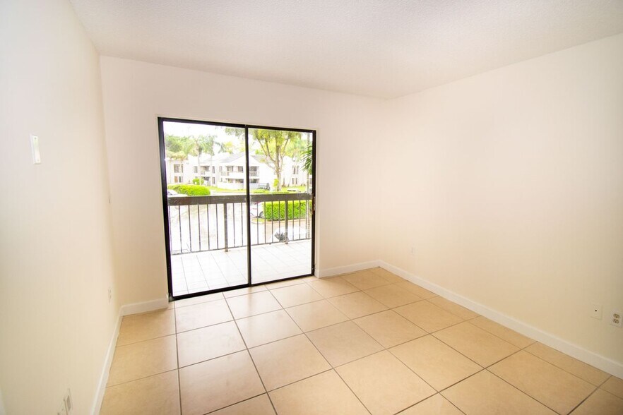 Building Photo - 13255 SW 88th, 201-CS