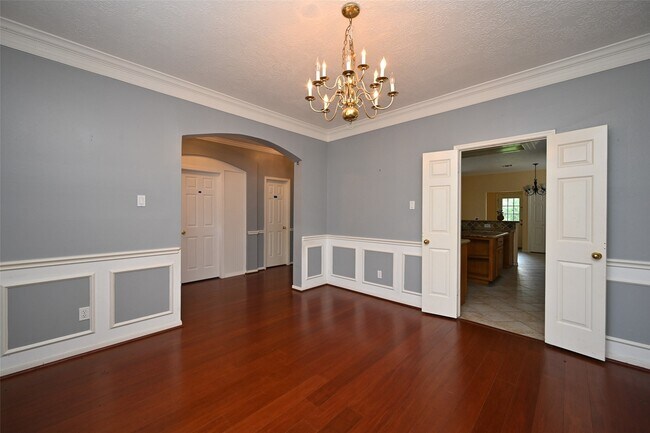 Building Photo - 6419 Sutter Park Ln
