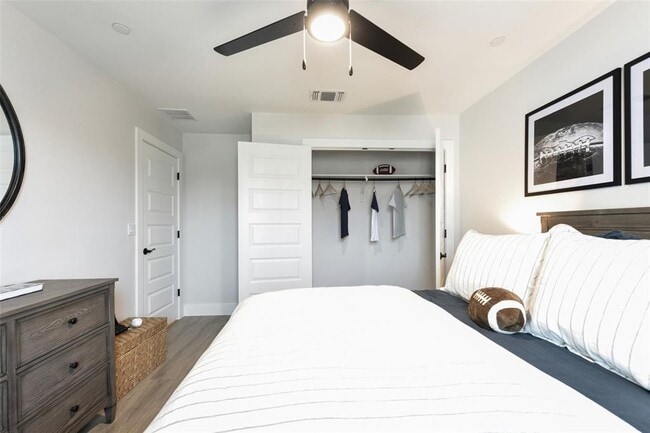 Building Photo - 9304 Felix Sparke Dr