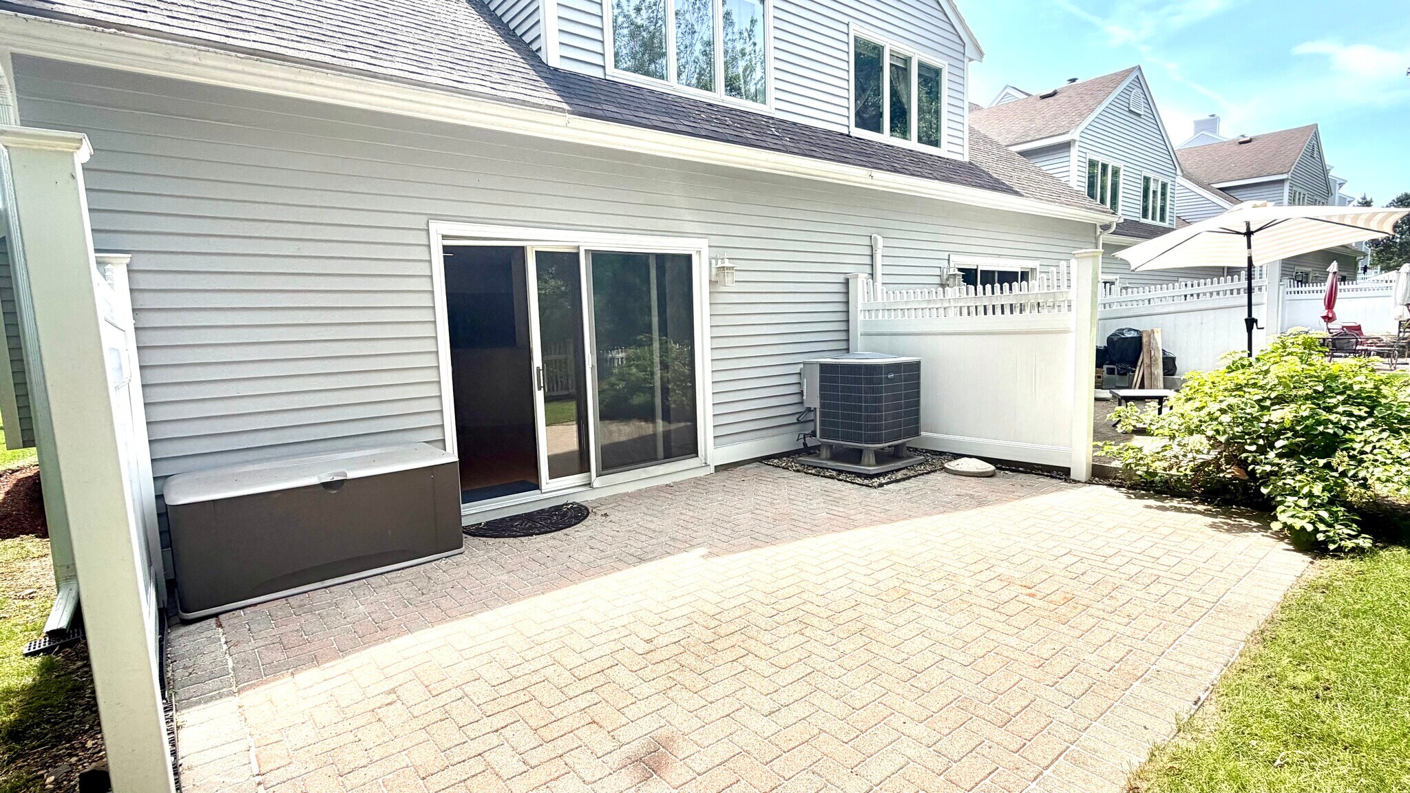 Building Photo - 26 Lions Ln