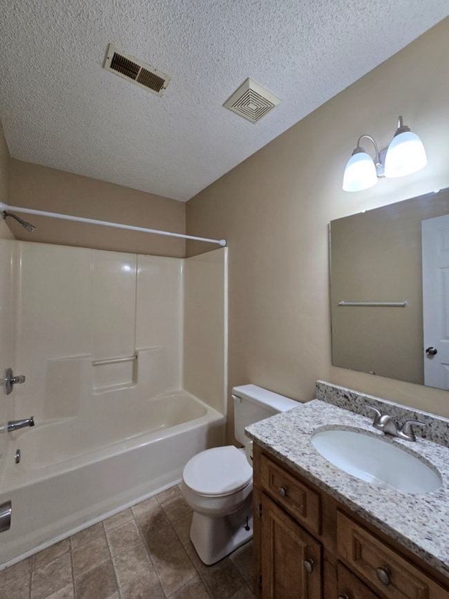 Building Photo - 1520 Crowndale Dr