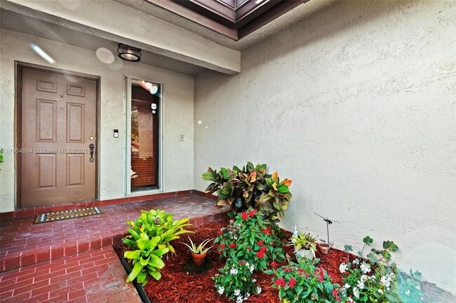 Building Photo - 6654 NW 173rd Ln