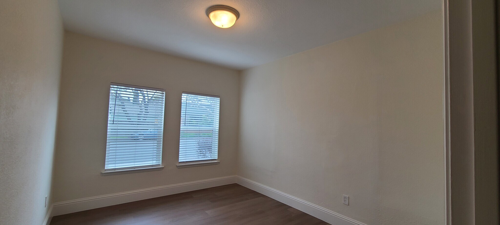 Main bedroom - 463 Washington St