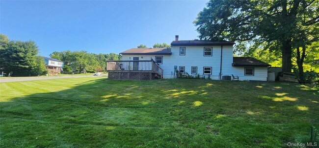 Building Photo - 13 Amy Rd