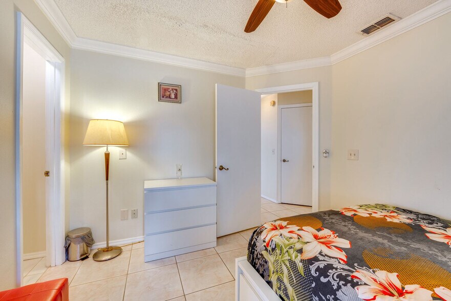 Building Photo - 14918 Prairie Rose Ct