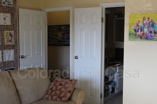 Building Photo - 360 W Rockrimmon Blvd