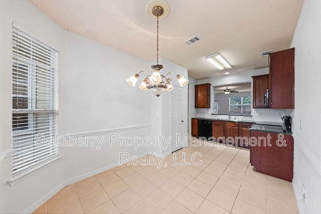 Building Photo - 252 Heritage Hill Dr