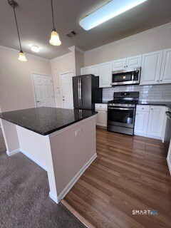 Building Photo - 25 Adams Ave