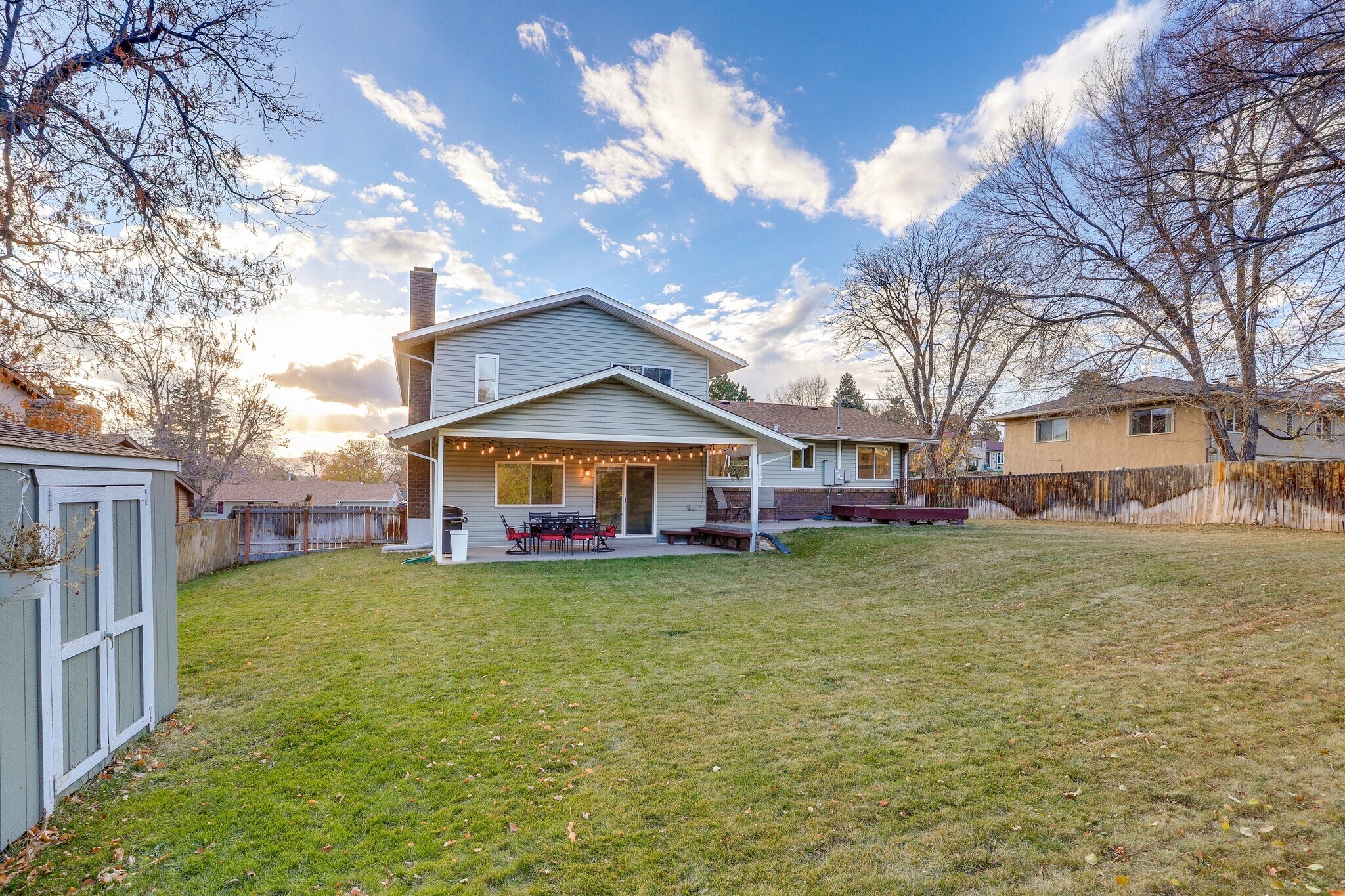 Building Photo - 2860 S Golden Way