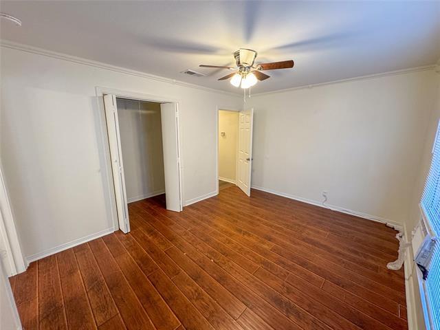 Building Photo - 1326 W Shepherd St