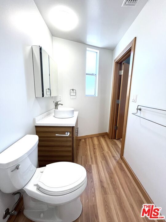 Building Photo - 501 N San Vicente Blvd