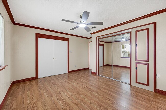 Building Photo - 7742 Whidbey Island Dr