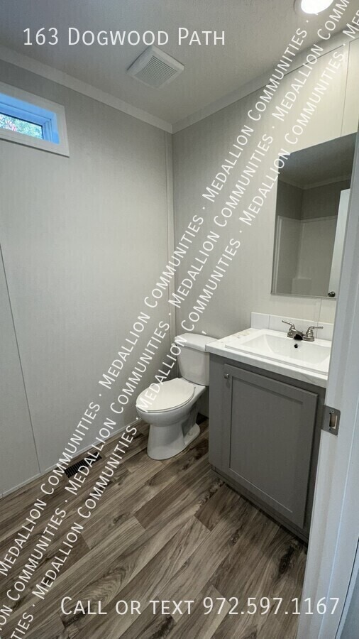 Building Photo - 163 Dogwood Path Ln