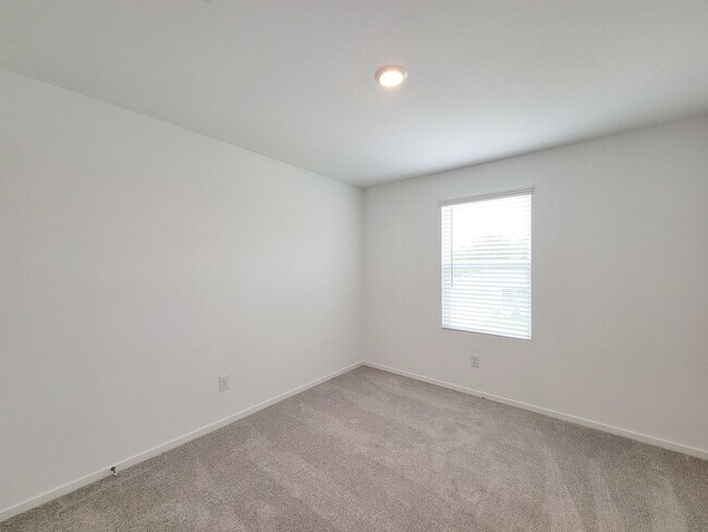 Building Photo - Be the first to live in this beautiful brand-new home featuring 4 spacious bedrooms, 2.5 bathroom...