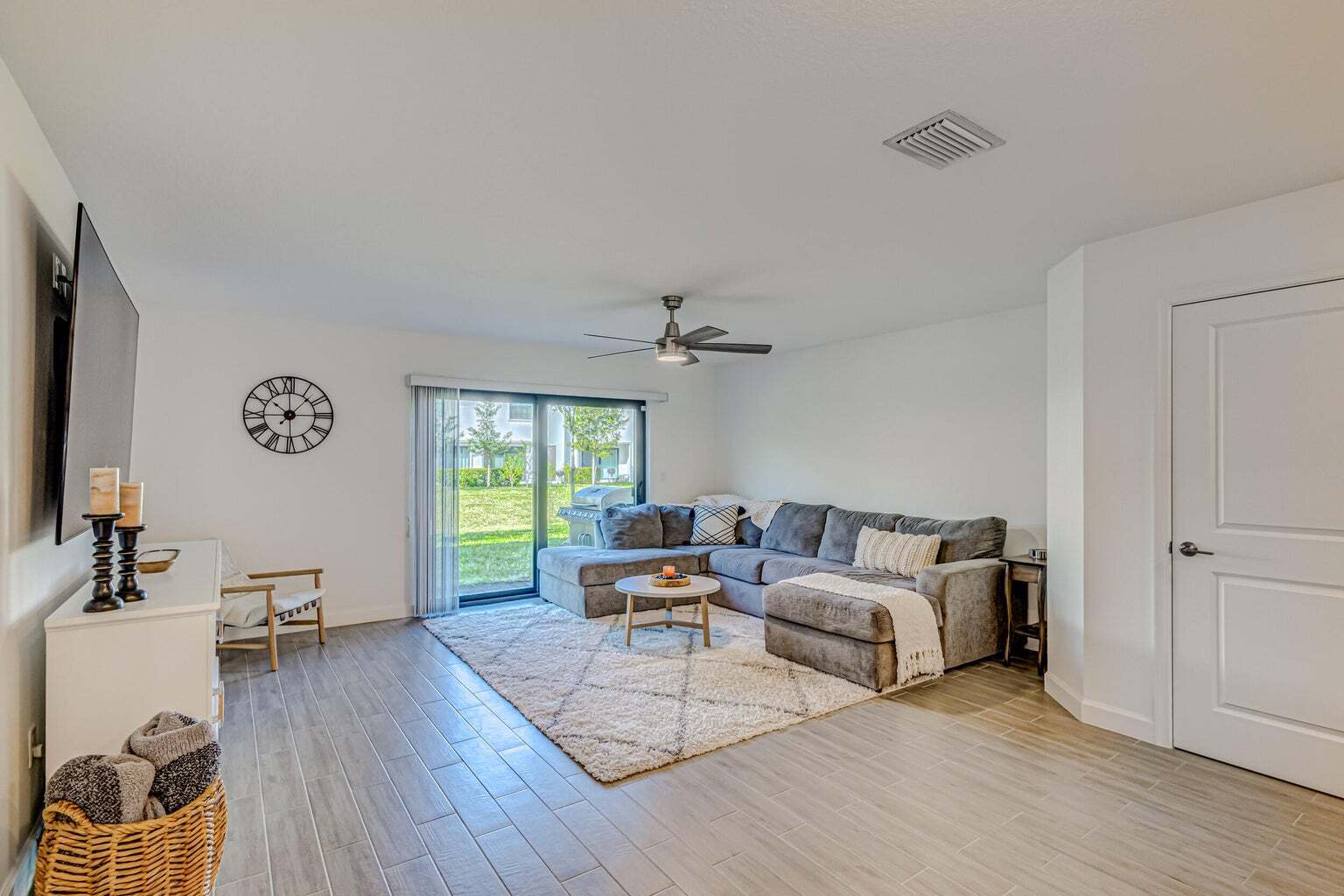 Building Photo - 5007 Woods Edge Cir