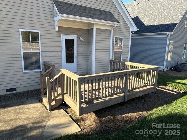 Building Photo - 3044 Parker Green Trail