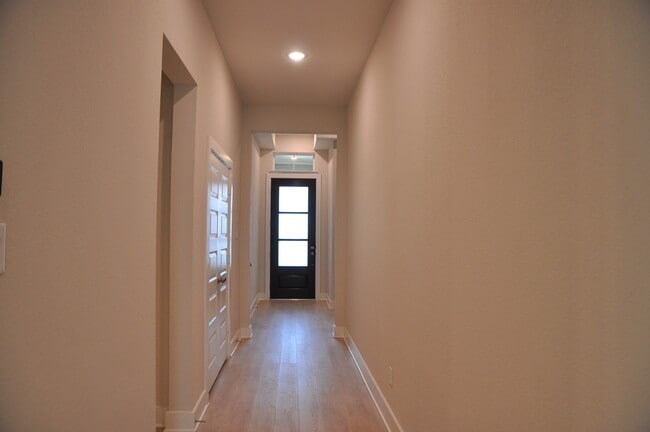 Building Photo - 31822 Grand Orch Ln