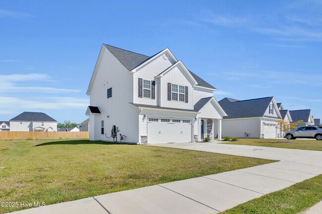 Building Photo - 1012 Bluewater Blvd
