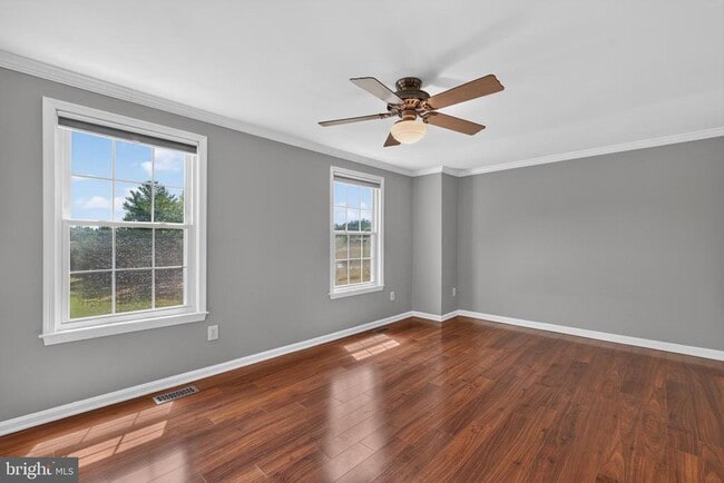 Building Photo - 6453 Linleigh Way