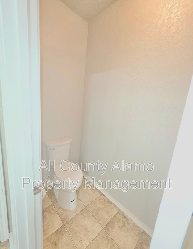 Building Photo - 9611 Nueces Canyon