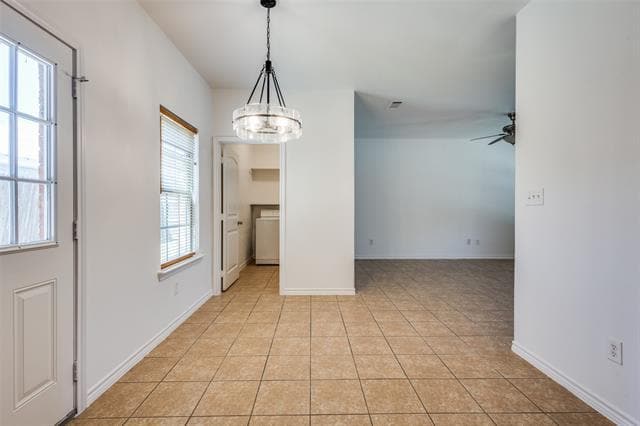 Building Photo - 1001 E College St