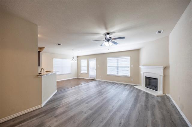 Building Photo - 1821 Abby Creek Dr