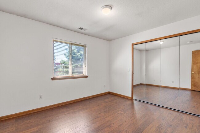 Building Photo - 2536 Eagles Cir
