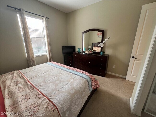 Building Photo - 8670 Mercado Ct