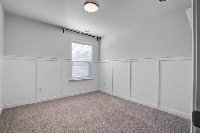 Building Photo - 1507 Dawn Mist Wy