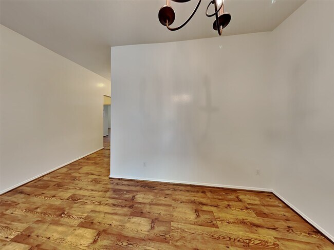 Building Photo - 11919 Lois Ln Dr