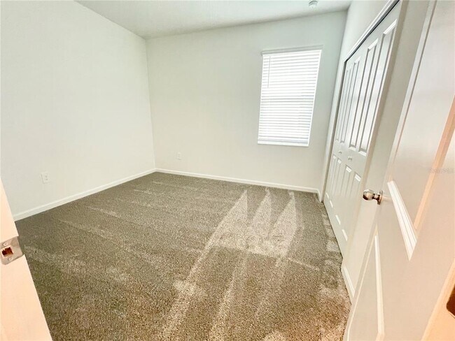 Building Photo - 1424 Brentwood Dr